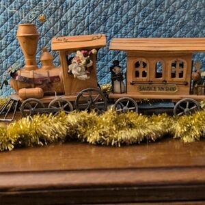 Wooden Holiday 2 Piece Train "Santa's Toy Shop"